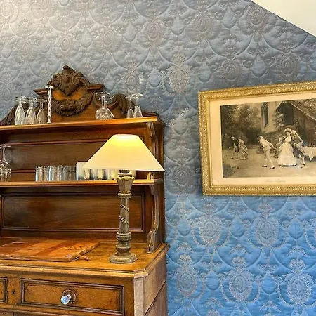 Chateau Le Bas Bleu, Maisons D'hotes Pour 20 Pers Holiday home Quesnoy-le-Montant