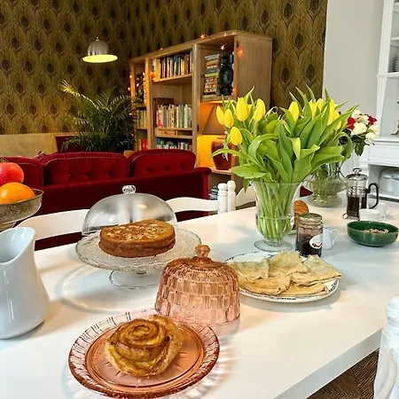 Chateau Le Bas Bleu, Maisons D'hotes Pour 20 Pers Holiday home