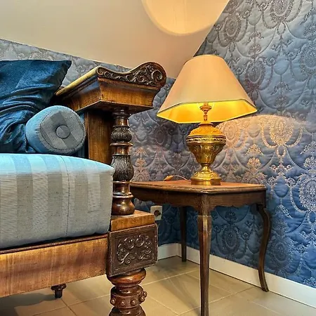 Holiday home Chateau Le Bas Bleu, Maisons D'hotes Pour 20 Pers Quesnoy-le-Montant