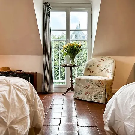 Holiday home Chateau Le Bas Bleu, Maisons D'hotes Pour 20 Pers *